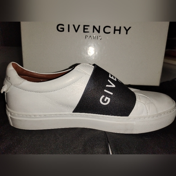 Givenchy City Sport leather low top sneaker size 7.5 - Picture 10 of 16